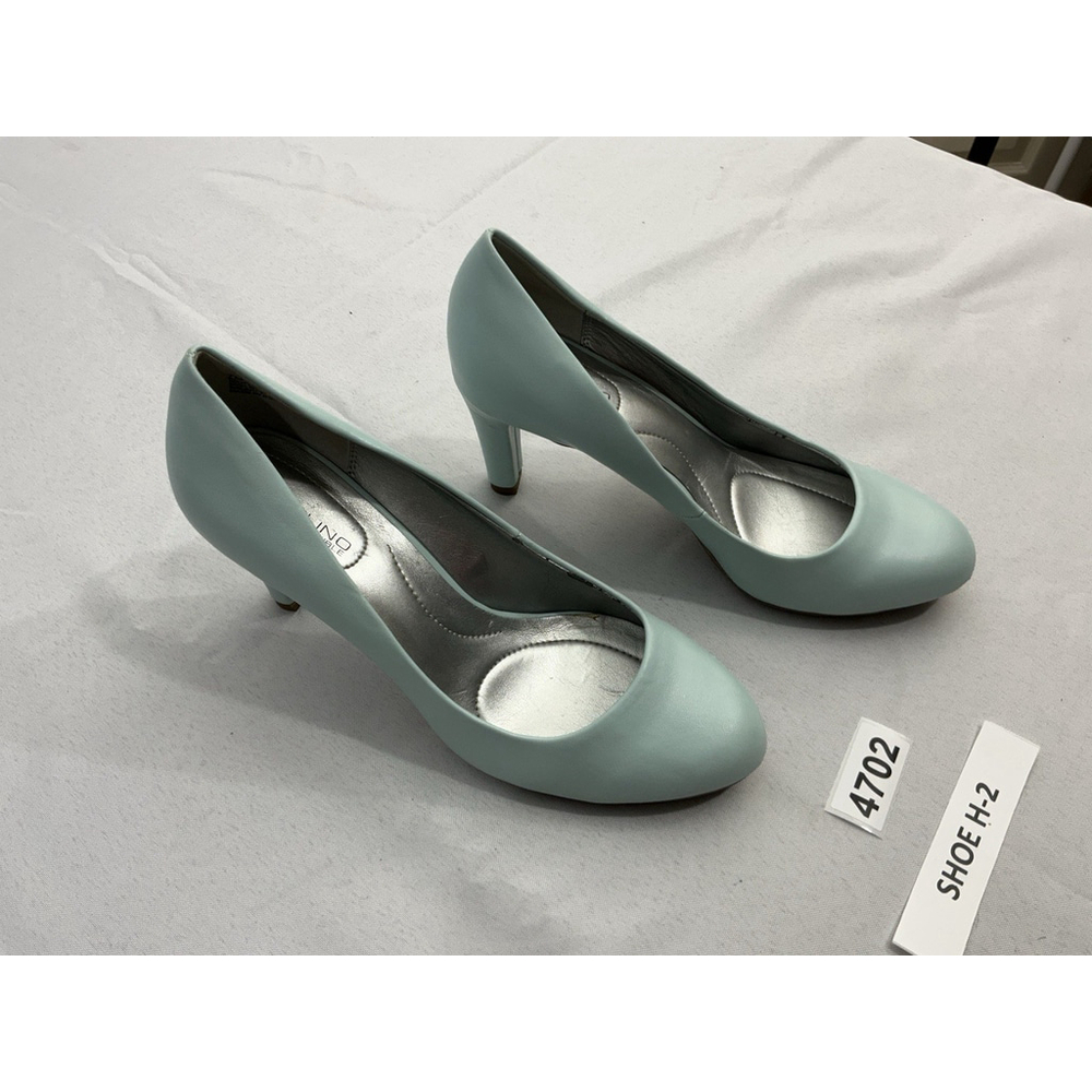 Womans Bandolino Flexible Lantana Slip On Pumps 7 M Blue Heel NWD
